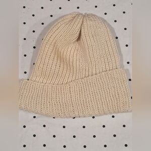 Women'S  Cream Knit Beanie Size OS